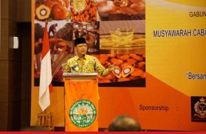 Gubernur Bengkulu Rohidin Mersyah menghadiri acara Musyawarah Cabang II serta Pelantikan Pengurus Gabungan Pengusaha Kelapa Sawit (2)